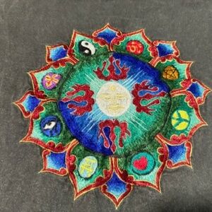 Double Apple extremely unique long sleeve Himilayan t-shirt - Men's XL